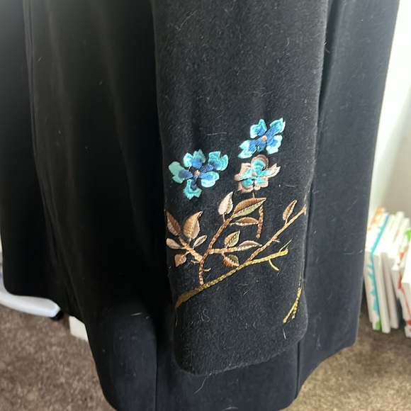 Chadwick’s black embroidered leaves flowers branches size 16 never worn - Picture 7 of 16